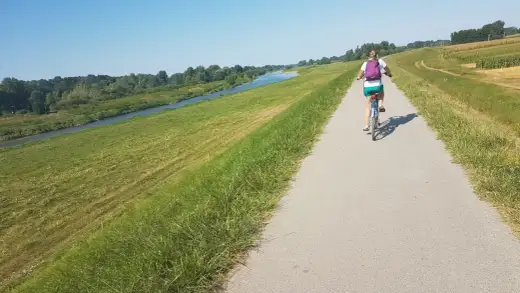 Wiślana Trasa Rowerowa Kraków-Niepołomice - Czy warto?