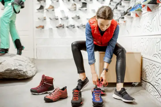 Buty trekkingowe - Ile luzu? Dobierz rozmiar i uniknij otarć!